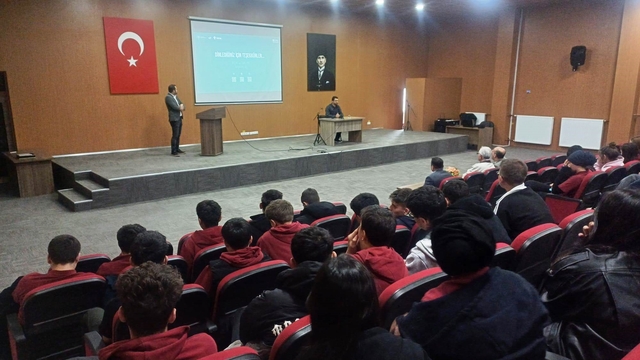 Hisarcık 15 Temmuz Şehitleri Anadolu Lisesi'nde "İklim Değişikliği" Konferansı
