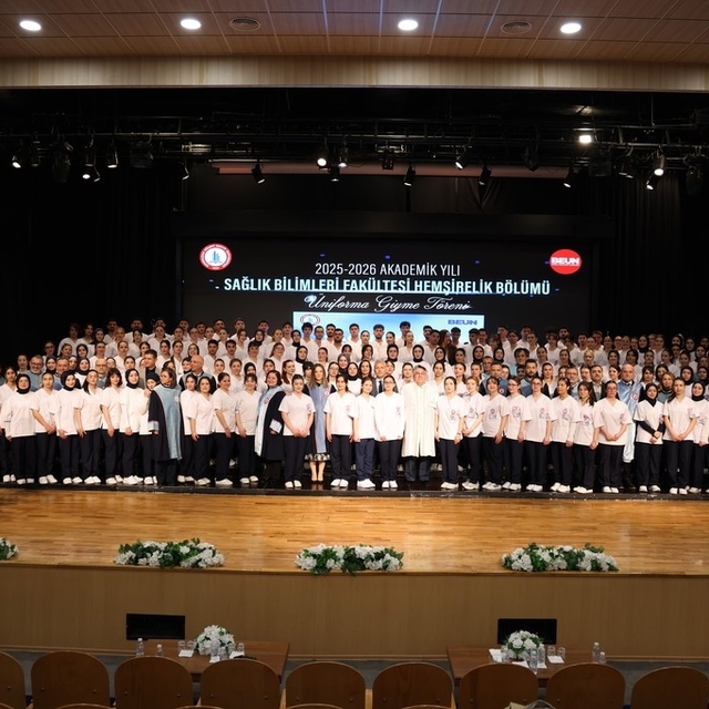 BEUN'da geleceğin hemşireleri üniformalarını giydi