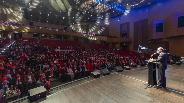 Başkan Seçer: "Mersin'i daha üst noktalara taşımak istiyoruz"