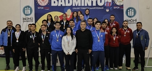 ÜNİLİG Badminton'da Şampiyon BEUN