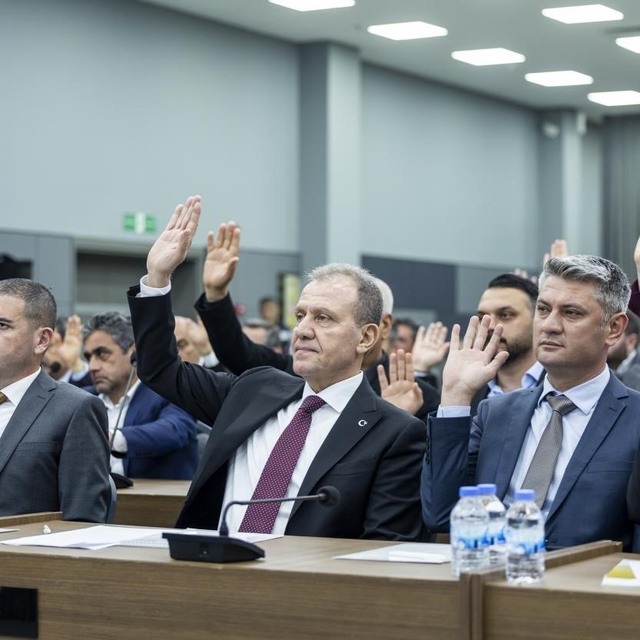 Başkan Seçer: "Mersin'e en iyi şekilde hizmet etmeye devam edeceğiz"