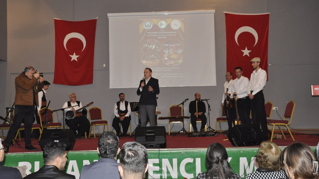 Bulanık'ta "kürsübaşı" etkinliği düzenlendi