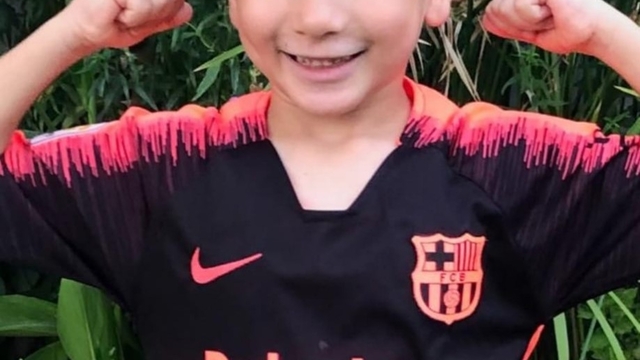 17 yaşındaki sürücünün ölümüne sebep olduğu küçük çocuğun cenazesi ailesine teslim edildi
Tedavi gördüğü hastanedeki 5 günlük hayat mücadelesini kaybetti