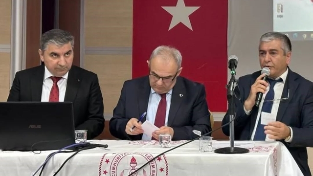 Edremit'te kadına yönelik şiddetle mücadele seferberliği