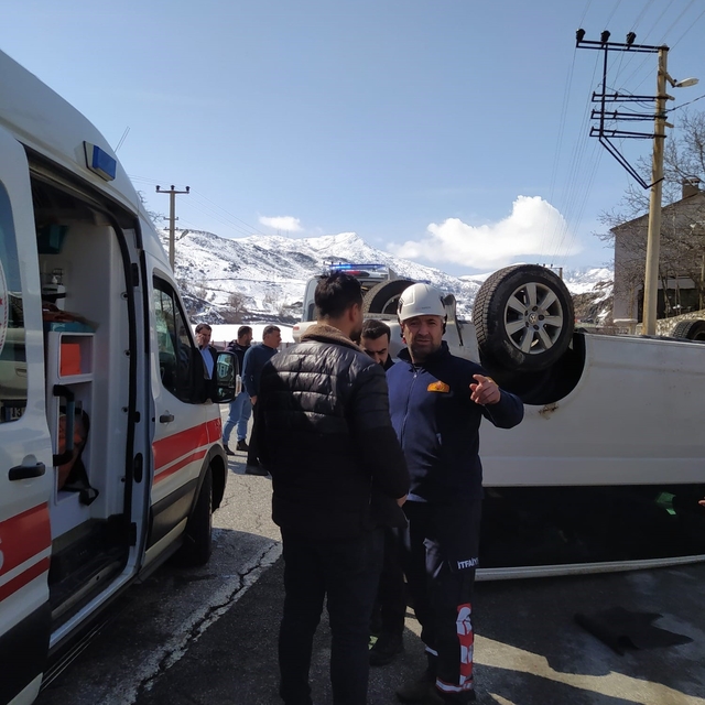 Bitlis'te iki ayrı kaza: 12 yaralı