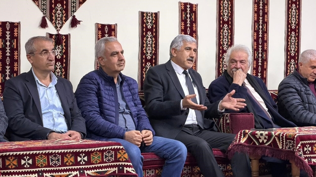 Başkan Hallaç, hukukçularla buluştu