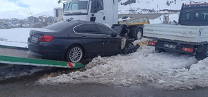 Bitlis'te 2 ayrı kazada 12 yaralı