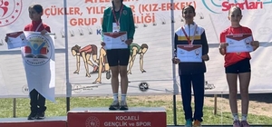 Sakaryalı atletler Bursa ve Kocaeli'den derecelerle döndü