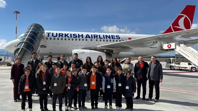 'Minik kanatlar'ın havlimanı heyecanı