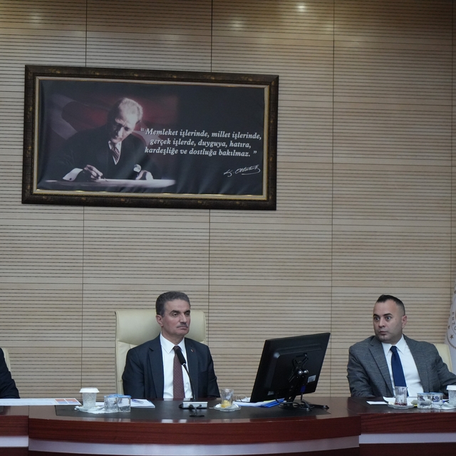 Kamu yatırımları masaya yatırıldı