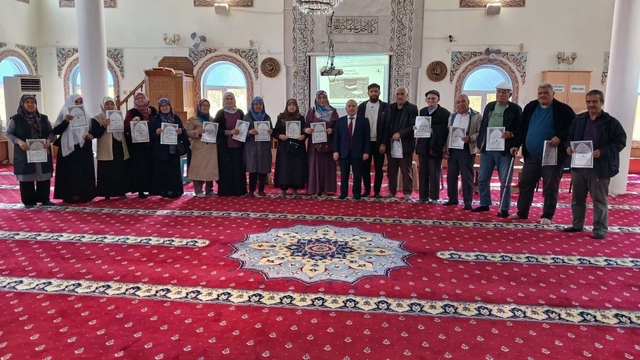 Yatağan'da kutsal topraklara gidecek hacı adayları için hac hazırlık semineri düzenlendi