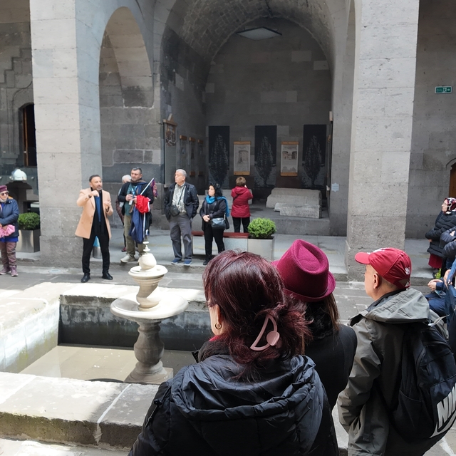 Gevher Nesibe Tıp Tarihi Müzesi'ne hayran kaldılar