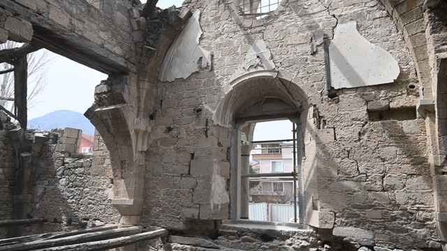 Isparta'da tarihi Aya Yorgi Kilisesi'nde restorasyon çalışmalarına başlandı