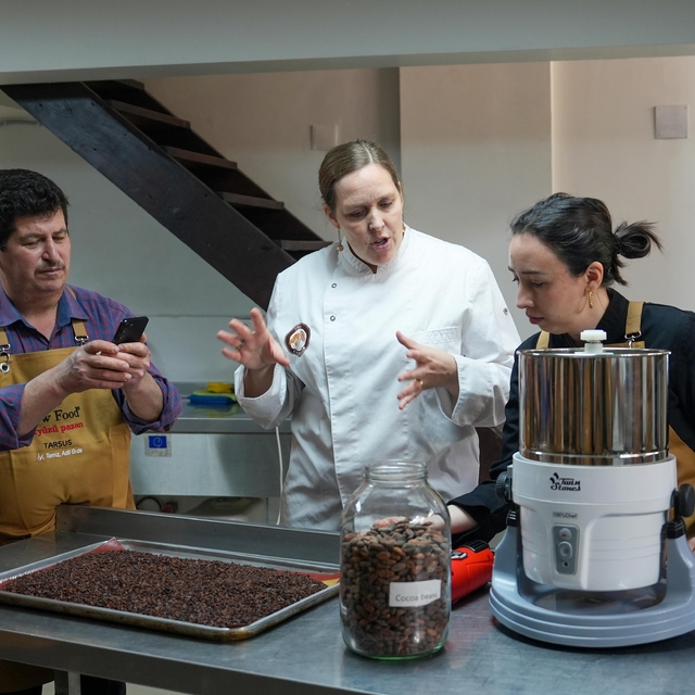 Tarsus'ta uluslararası çikolata eğitimi