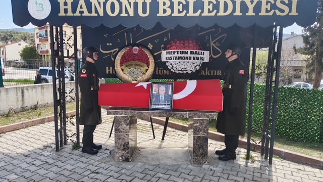 Kıbrıs gazisi Kızıl'ın cenazesi Kastamonu'da toprağa verildi