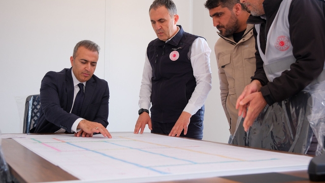 Karaman Valisi Çiçek, 2. Organize Sanayi Bölgesi inşaat alanını ziyaret etti