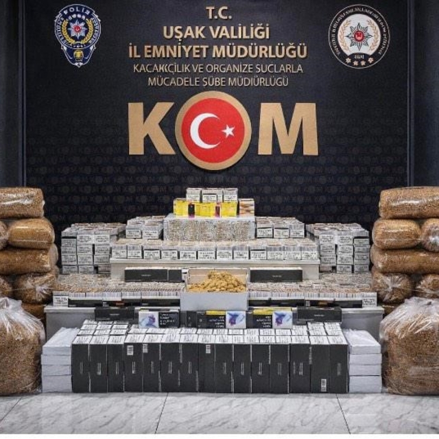 Uşak'ta çok sayıda kaçak makaron ve tütün ele geçirildi