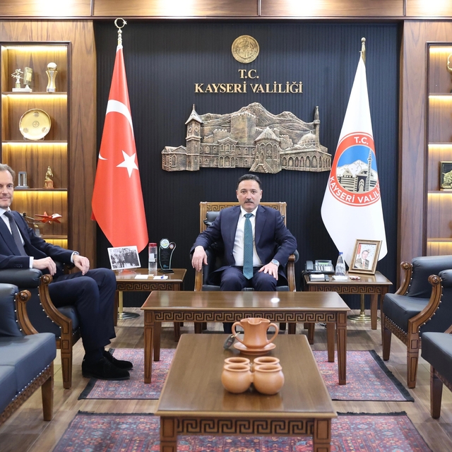 Belçika Ankara Büyükelçisi'nden Vali Çiçek'e ziyaret