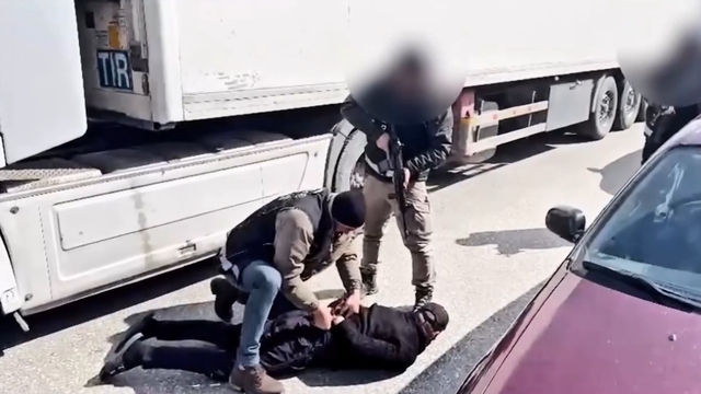 Yüksekova'da zehir tacirlerine ağır darbe: 211 kilogram uyuşturucu ele geçirildi