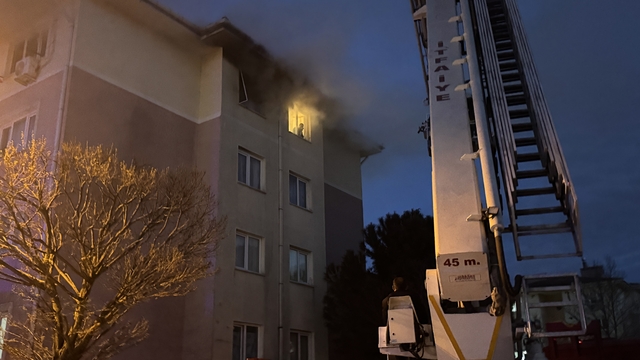Edirne'de bir apartman dairesinde çıkan yangın söndürüldü
