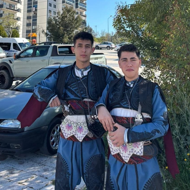 Kaleli öğrenciler halk oyunlarında bölge derecesi aldı