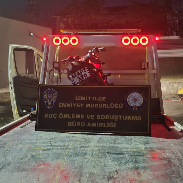 Trafikte tehlikeli şov pahalıya patladı: 175 bin TL ceza kesildi