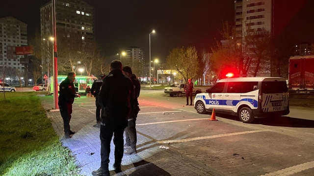 'Laf atma' meselesinde kan aktı: 4 yaralı
Kayseri'de 2 grup arasında çıkan kavgada silah ve bıçak kullanıldı