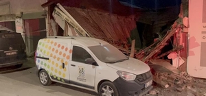 Eskişehir'de metruk iş yeri yıkıldı, şans eseri yaralanan olmadı