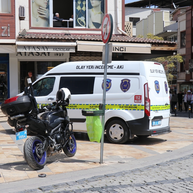 Döviz bürosunda çıkan kavgada 1 kişiyi silahla yaralan zanlı tutuklandı