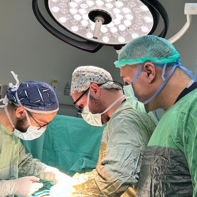 Muş'ta midesi delinen çocuk ameliyatla sağlığına kavuştu