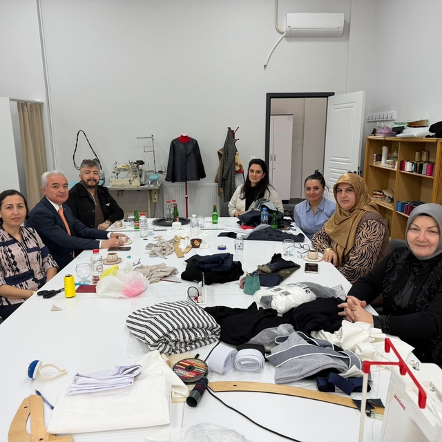 Kırklareli Valisi Turan, Umutlu Kadınlar Sosyal Girişimcilik ve Yaşam Merke...