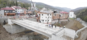 Dörtyol-Akpınar-Erikli ulaşım bağlantısını güçlendiren köprüde sona gelindi