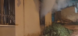 Alrınözü'de ev yangını