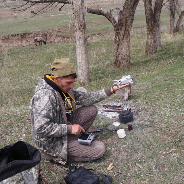 Yeni nesil çoban; dron ile sürüyü 30 saniyede topladı
