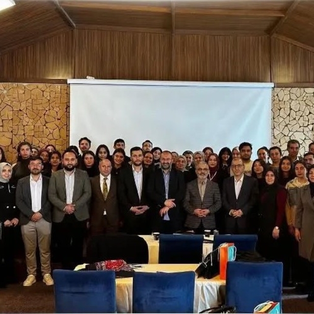 Erzurum Diplomasi Araştırmaları Merkezi'nden gençlere küresel farkındalık v...
