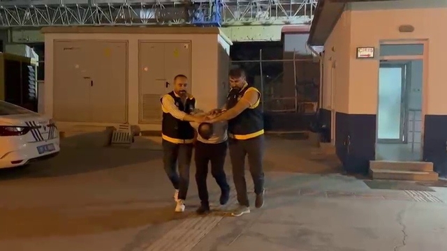 Suç makinesi başkasının kimliğiyle yaşarken yakayı ele verdi