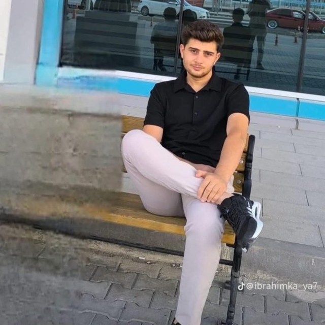 Evinde elektrik akımına kapılıp öldü