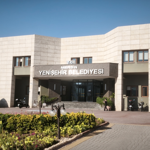 Mersin'de Yenişehir Belediyesi'ne 'rüşvet' ve 'ihaleye fesat' operasyonu; 1...