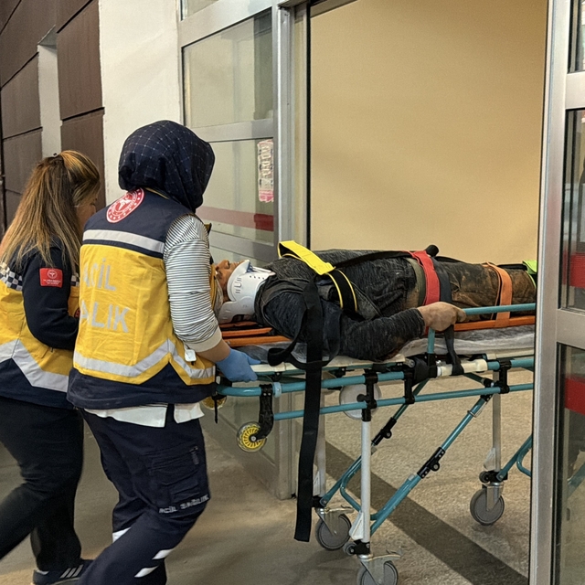 Yüksekten düşen işçi yaralandı