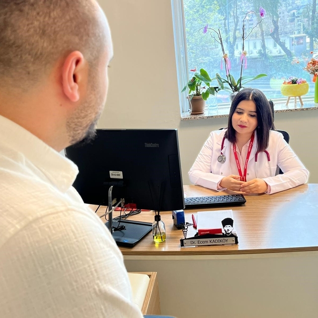 Uzmanından bahar aylarında artan polen alerjisine karşı uyarı
Polen alerjis...