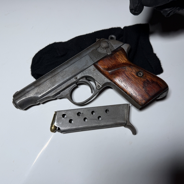 Tabancayla yakalanan şahıs gözaltına alındı