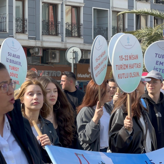 Çanakkale'de 50'inci Turizm Haftası kutlamaları coşkuyla başladı