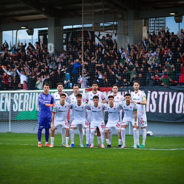 Karşıyaka, son 4 maçın 3'ünde rakip fileleri 5'er kez havalandırdı