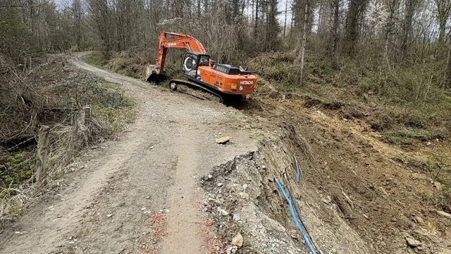 Ayancık'ta heyelan sonrası yol güvenliği yeniden sağlandı