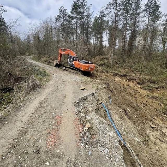Ayancık'ta heyelan sonrası yol güvenliği yeniden sağlandı