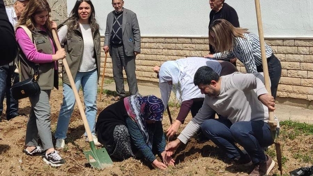 Elazığ'da  fidan dikme etkinliği