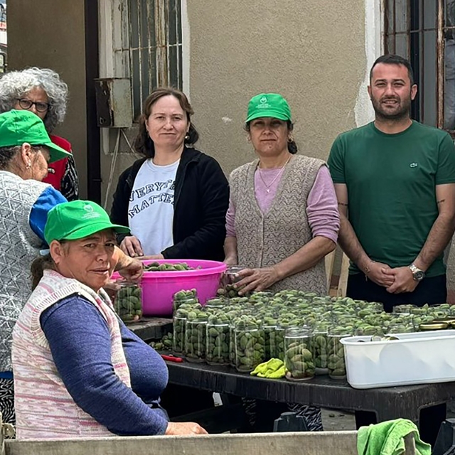 Çağla turşusundan kadın üreticilere ekonomik katkı