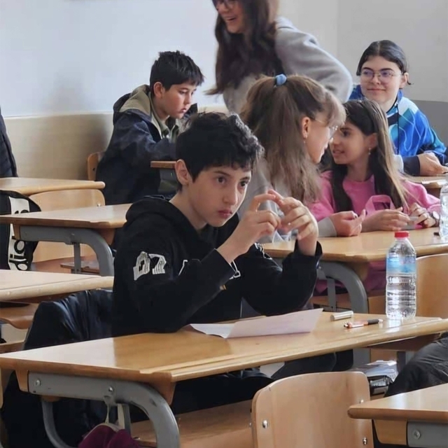 Matematik Olimpiyatı ön eleme sınavında Türkiye dördüncüsü Emet'ten