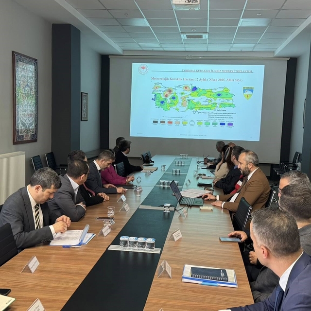 Kütahya'da kuraklık riski masaya yatırıldı