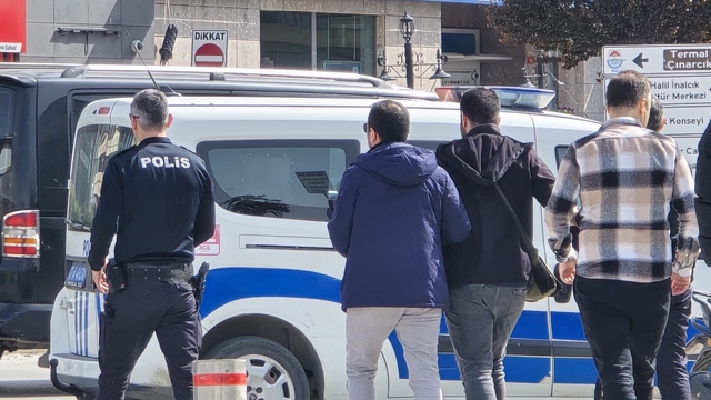 Yalova'da izinsiz fotoğraf çeken şahsa meydan dayağı